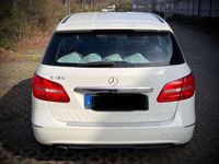 gebraucht Mercedes B180 B 180*122 PS-neues Modell-2.Hand-TÜV 08/25-TOP