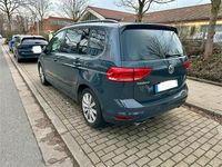 Gebraucht VW Touran 150 PS (110 kW) 2018 Grau Van / Kleinbus
