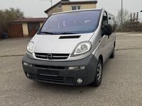 Usata Opel Vivaro 101 CV (74 kW) 2004 Argento Monovolume