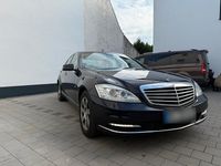 Gebraucht Mercedes S350 258 PS (189 kW) 2011 Blau Limousine