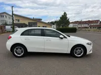 Gebraucht Mercedes A180 116 PS (85 kW) 2018 Weiß Limousine