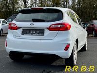 gebraucht Ford Fiesta Trend 1.1 5-türig KLIMA+ALLWETTERREIFEN+USB Gebrauchtwagen