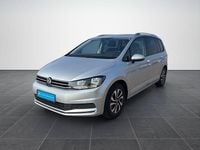 Gebraucht VW Touran Active 122 PS (89 kW) 2022 Silber Van / Kleinbus