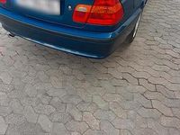 Gebraucht BMW 318 136 PS (100 kW) 2002 Blau Limousine