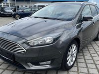 Gebraucht Ford Focus Titanium 125 PS (91 kW) 2018 Grau Limousine