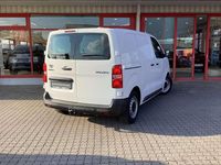 Gebraucht Toyota Proace Plus 120 PS (88 kW) 2022 Schaumweiß Van / Kleinbus