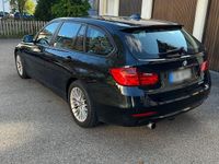 Gebraucht BMW 320 184 PS (135 kW) 2013 Schwarz Kombi