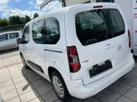 Gebraucht Opel Combo Edition 102 PS (75 kW) 2019 Jade weiss/arktis weiss Van / Kleinbus