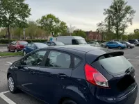 Gebraucht Ford Fiesta 65 PS (47 kW) 2013 Blau Kleinwagen