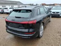 Gebraucht Audi e-tron Advanced Plus 300 kW (408 PS) 2023 Brillantschwarz SUV