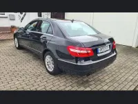 Gebraucht Mercedes E200 Elegance 184 PS (135 kW) 2009 Schwarz Limousine
