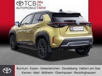 gebraucht Toyota Yaris Cross Adventure AWD + BCP + Advanced Safety Pack + JBL