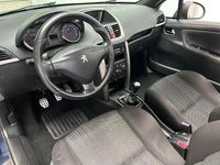 Gebraucht Peugeot 207 CC Active 120 PS (88 kW) 2012 Blau Cabrio