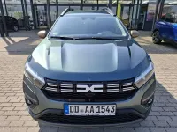Gebraucht Dacia Jogger Extreme 141 PS (103 kW) 2025 Zedergrün Van / Kleinbus