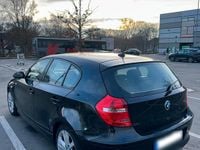 Gebraucht BMW 118 143 PS (105 kW) 2009 Schwarz Kleinwagen