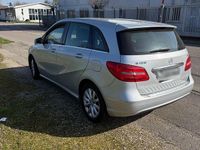 Gebraucht Mercedes B180 109 PS (80 kW) 2012 Van / Kleinbus