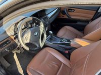 Gebraucht BMW 320 Exclusive 184 PS (135 kW) 2011 Schwarz Kombi