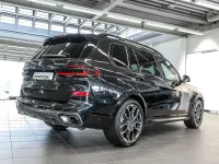 Gebraucht BMW X7 M Sport 340 PS (250 kW) 2025 Schwarz SUV