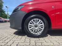 Gebraucht VW Caddy 102 PS (75 kW) 2023 Rot Van / Kleinbus