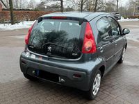 Gebraucht Peugeot 107 68 PS (50 kW) 2009 Schwarz Kleinwagen