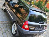 Gebraucht Renault Clio II 98 PS (72 kW) 2001 Schwarz Kleinwagen