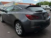 Gebraucht Opel Astra GTC Innovation 165 PS (121 kW) 2012 Grau Coupé