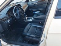 Gebraucht Mercedes E200 Elegance 136 PS (100 kW) 2011 Beige Kombi