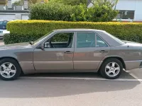 Brugt Mercedes E320 220 HK (161 kW) 1992 Grå Sedan