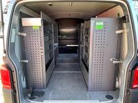 Gebraucht VW Transporter 84 PS (61 kW) 2019 Silber Van