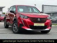 Gebraucht Peugeot e-2008 Active 100 kW (136 PS) 2022 Rot SUV
