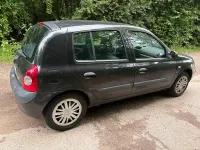Gebraucht Renault Clio II 75 PS (55 kW) 2005 Schwarz Kleinwagen