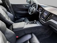 Gebraucht Volvo XC60 Plus 197 PS (144 kW) 2023 Schwarz SUV