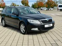 Gebraucht Skoda Octavia Ambition 105 PS (77 kW) 2012 Schwarz Kombi