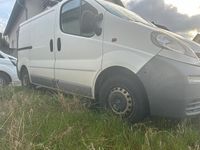 Second-hand Opel Vivaro 101 CP (74 kW) 2006 Alb Monovolum