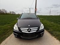 Gebraucht Mercedes B180 116 PS (85 kW) 2011 Schwarz Van / Kleinbus