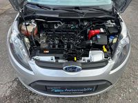 Gebraucht Ford Fiesta 60 PS (44 kW) 2009 Silber Kleinwagen