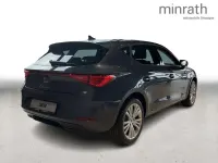 Używany Seat Leon Style 150 KM (110 kW) 2025 Szary Sedan/Limuzyna