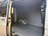 Second-hand VW Transporter 140 CP (102 kW) 2014 Argintiu Van