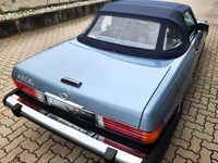 Gebraucht Mercedes 560 231 PS (169 kW) 1988 Blau Cabrio