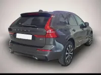 Gebraucht Volvo XC60 Plus 250 PS (183 kW) 2025 Manufacturer SUV