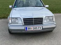 Gebraucht Mercedes E200 136 PS (100 kW) 1994 Silber Kombi