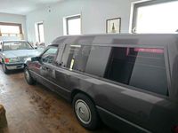 Second-hand Mercedes E230 132 CP (97 kW) 1987 Andere farben