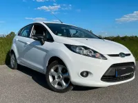 Gebraucht Ford Fiesta 82 PS (60 kW) 2009 Weiß Kleinwagen