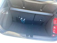 Gebraucht Hyundai i20 Active 75 PS (55 kW) 2017 Weiß Limousine