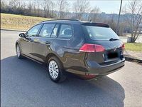 Gebraucht VW Golf VII Trendline 110 PS (80 kW) 2015 Schwarz Kombi
