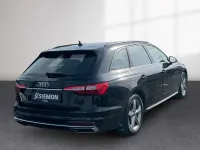Gebraucht Audi A4 Advanced 163 PS (119 kW) 2022 Schwarz Kombi