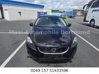 Gebraucht Volvo V40 Kinetic 120 PS (88 kW) 2016 Schwarz Limousine