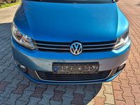 Gebraucht VW Touran Cup 105 PS (77 kW) 2014 Blau Van / Kleinbus
