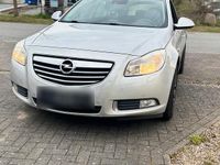 Usado Opel Insignia 136 HP (100 kW) 2010 Prateado Carrinha