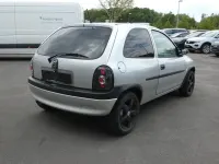 Gebraucht Opel Corsa 65 PS (47 kW) 1998 Silber Kleinwagen